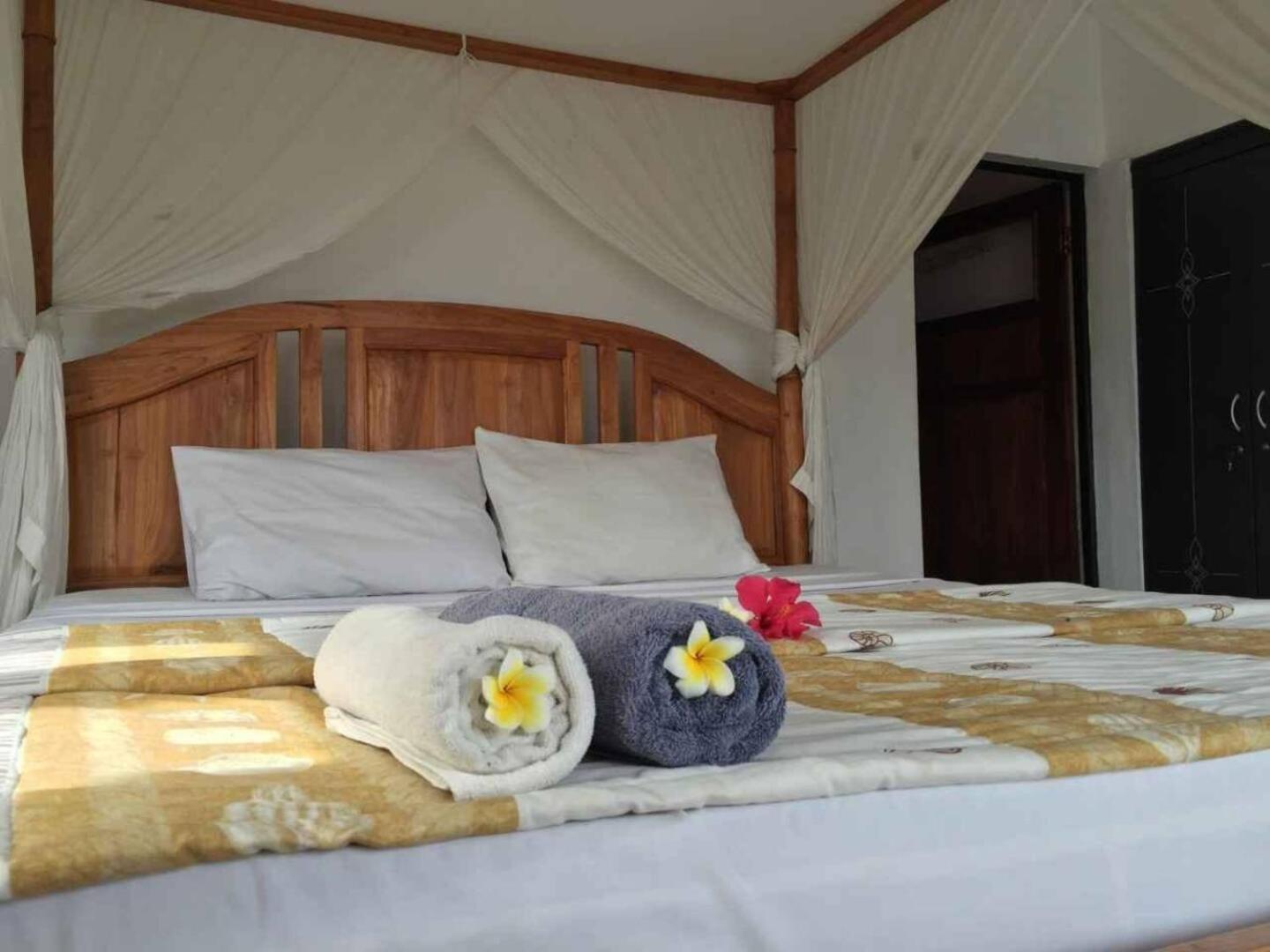 Acarya Bungalows Ambat Ngoại thất bức ảnh